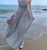 New Fashion Black & White Striped Design A-line Beach Holiday Strapless Dress HZ1024