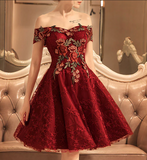 Vintage Burgundy Floral Applique Off-the-shoulder Design A-line Tulle Party Dress Homecoming Dress HZ1024