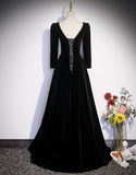 Elegant Black Velvet Beaded A-Line Evening Gown Long-sleeved V-neck Party Dress Long Formal Dress HZ1024